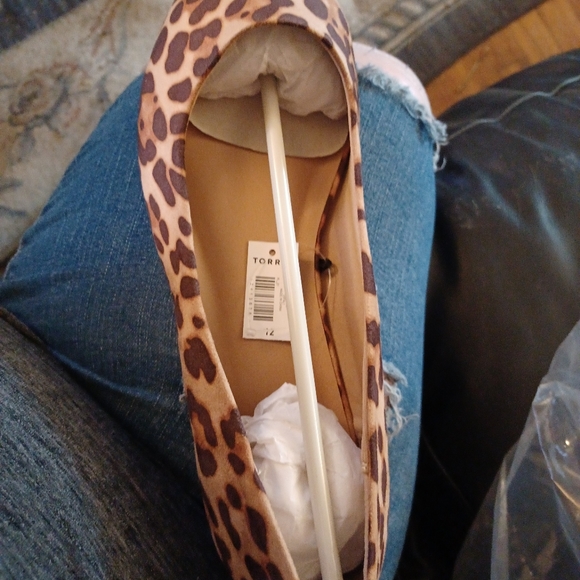 Leopard print pointy toed shoes - Picture 1 of 2